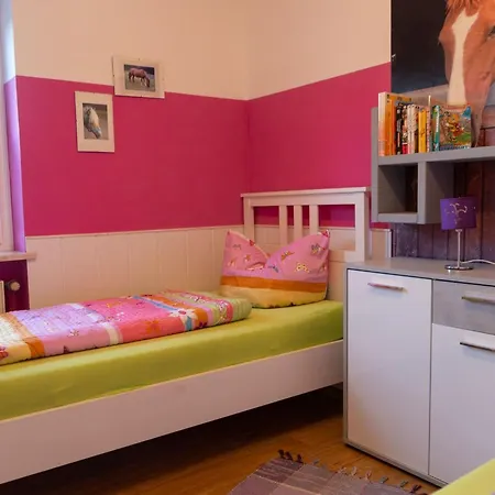 Mit Balkon Und Zwei Schlafzimmern By Interhome Apartamento