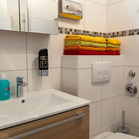Mit Balkon Und Zwei Schlafzimmern By Interhome Weißenstadt