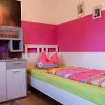 Mit Balkon Und Zwei Schlafzimmern By Interhome Apartment Weissenstadt