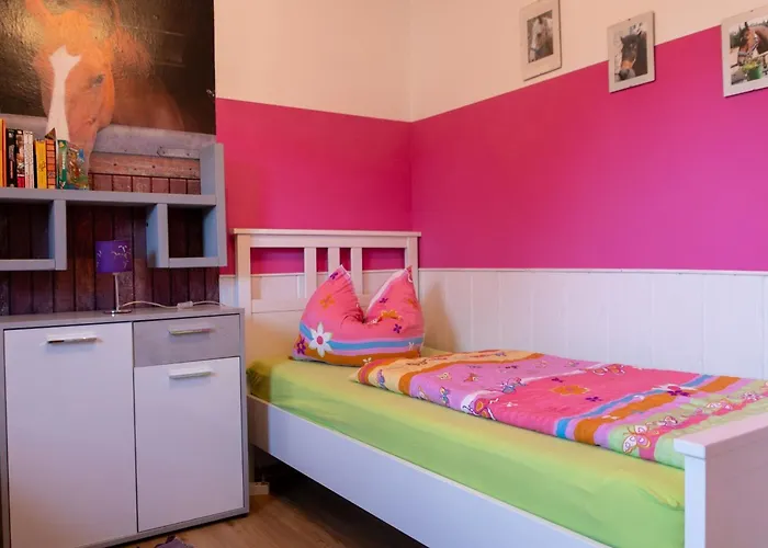 Mit Balkon Und Zwei Schlafzimmern By Interhome Appartement Weißenstadt