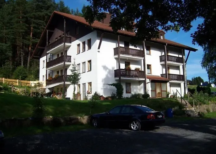 Mit Balkon Und Zwei Schlafzimmern By Interhome Weißenstadt